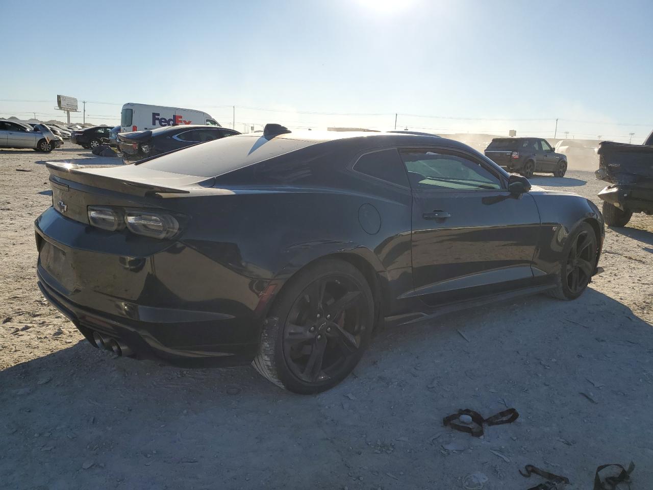 2022 Chevrolet Camaro - Image 3