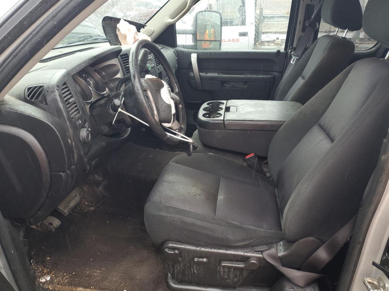 2013 Chevrolet Silverado - Image 7