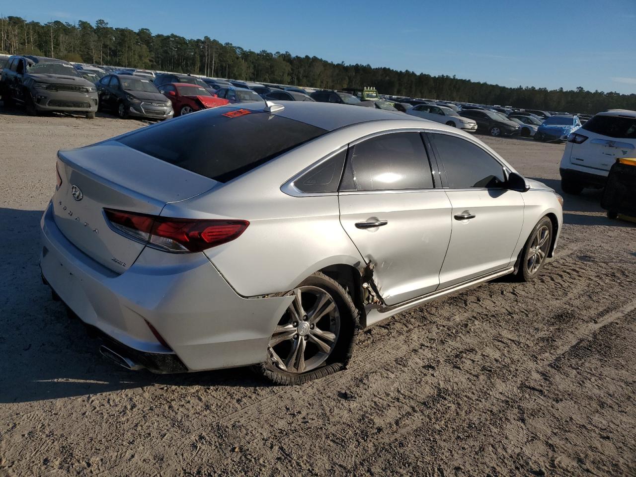 2019 Hyundai Sonata - Image 3