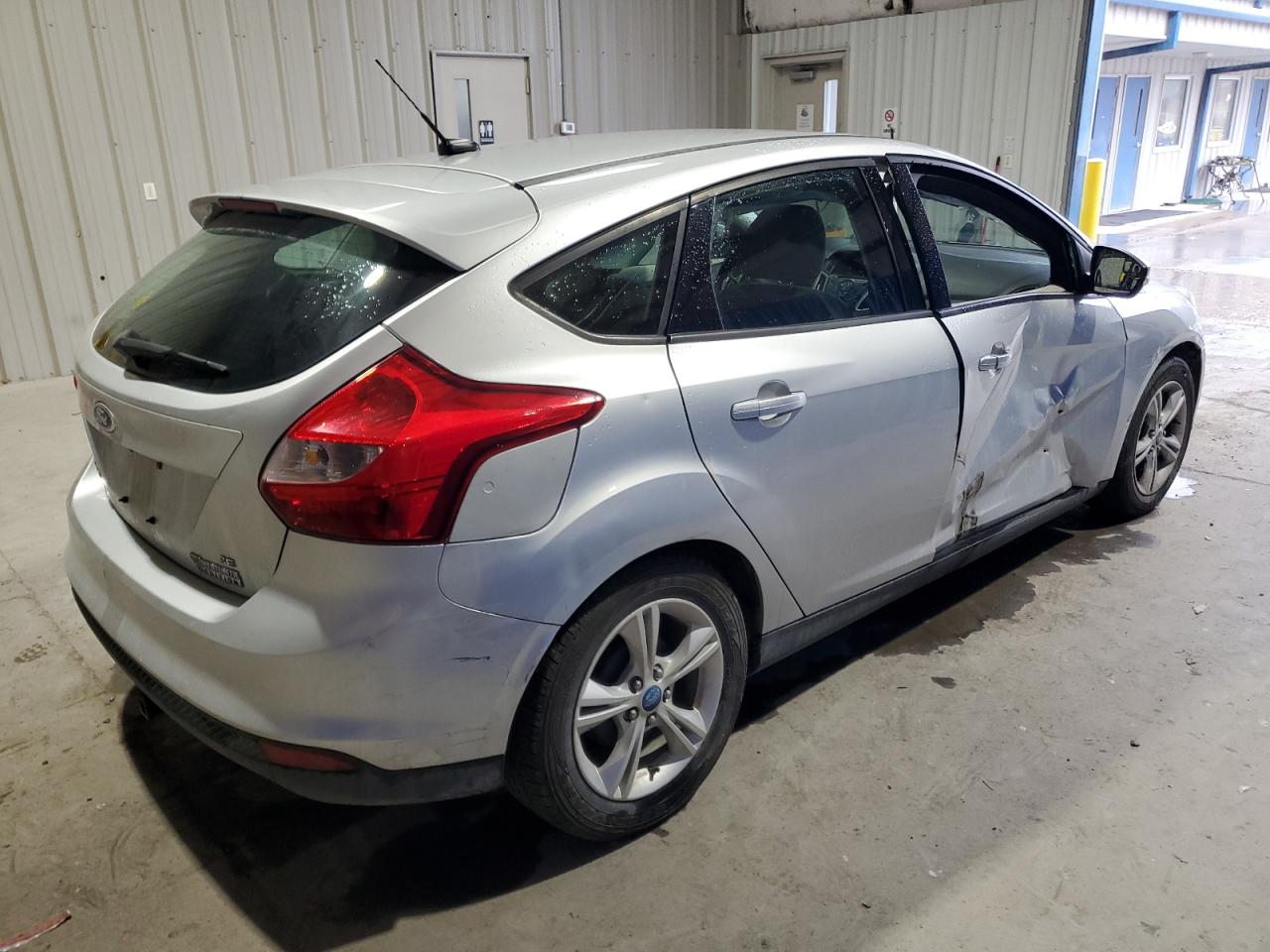 VIN 1FADP3K24DL230485 2013 FORD FOCUS no.3