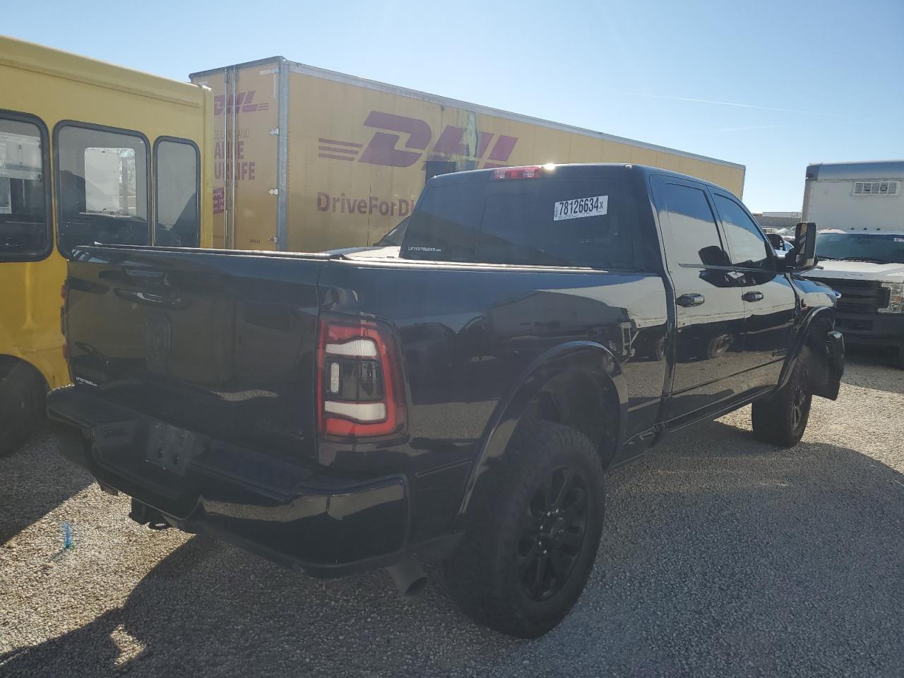 2019 RAM 3500 - Image 4