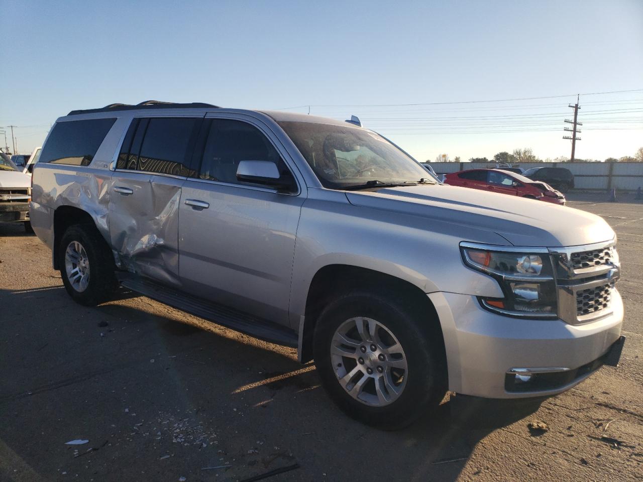 2015 Chevrolet Suburban - Image 4
