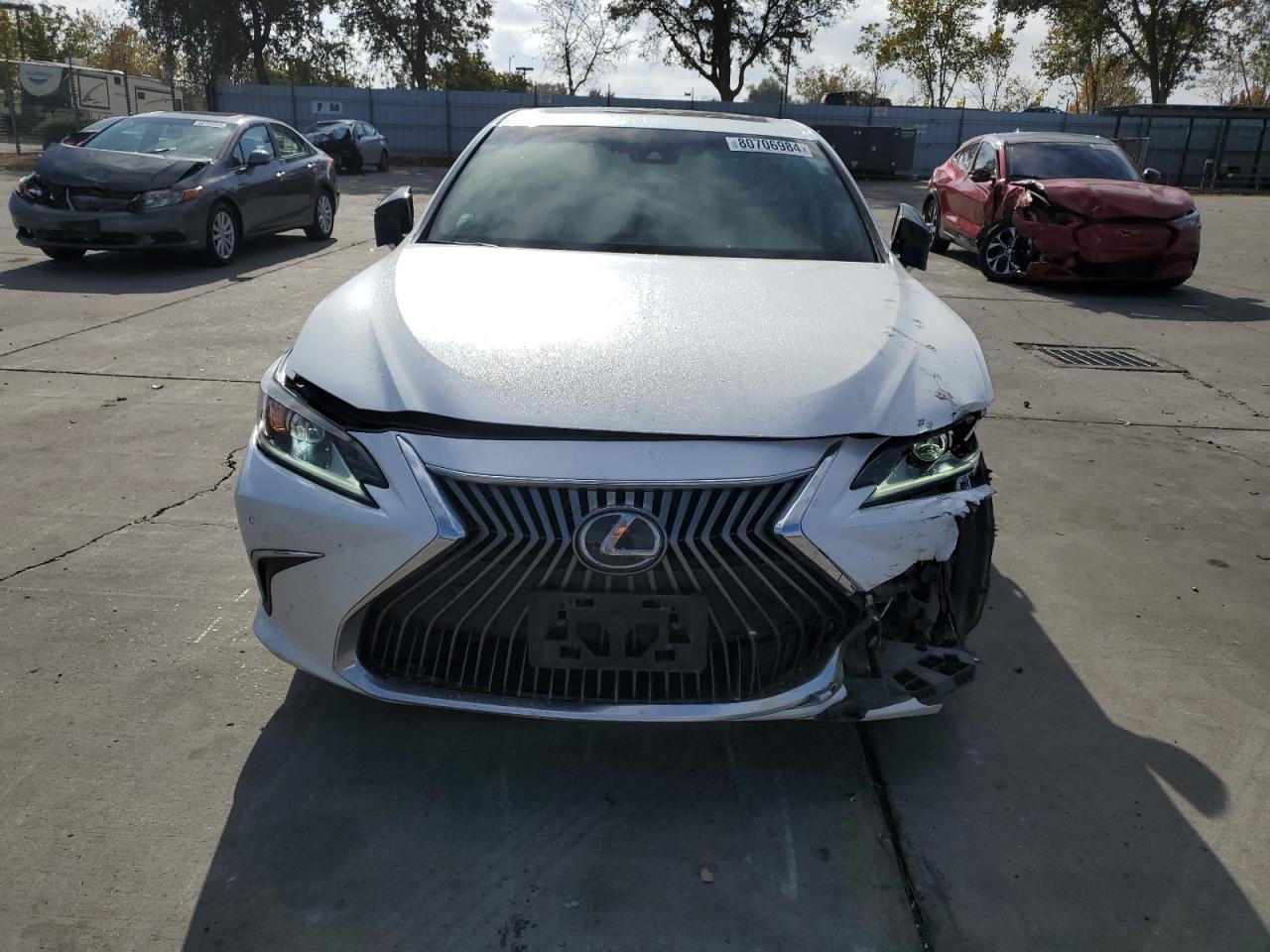 2021 Lexus ES - Image 5