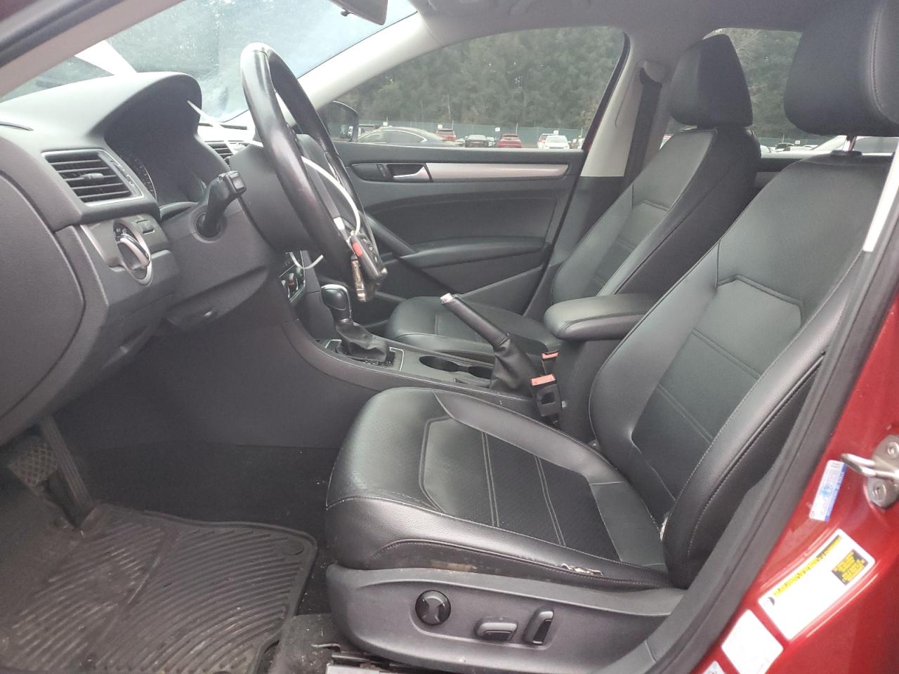 2015 Volkswagen Passat - Image 7