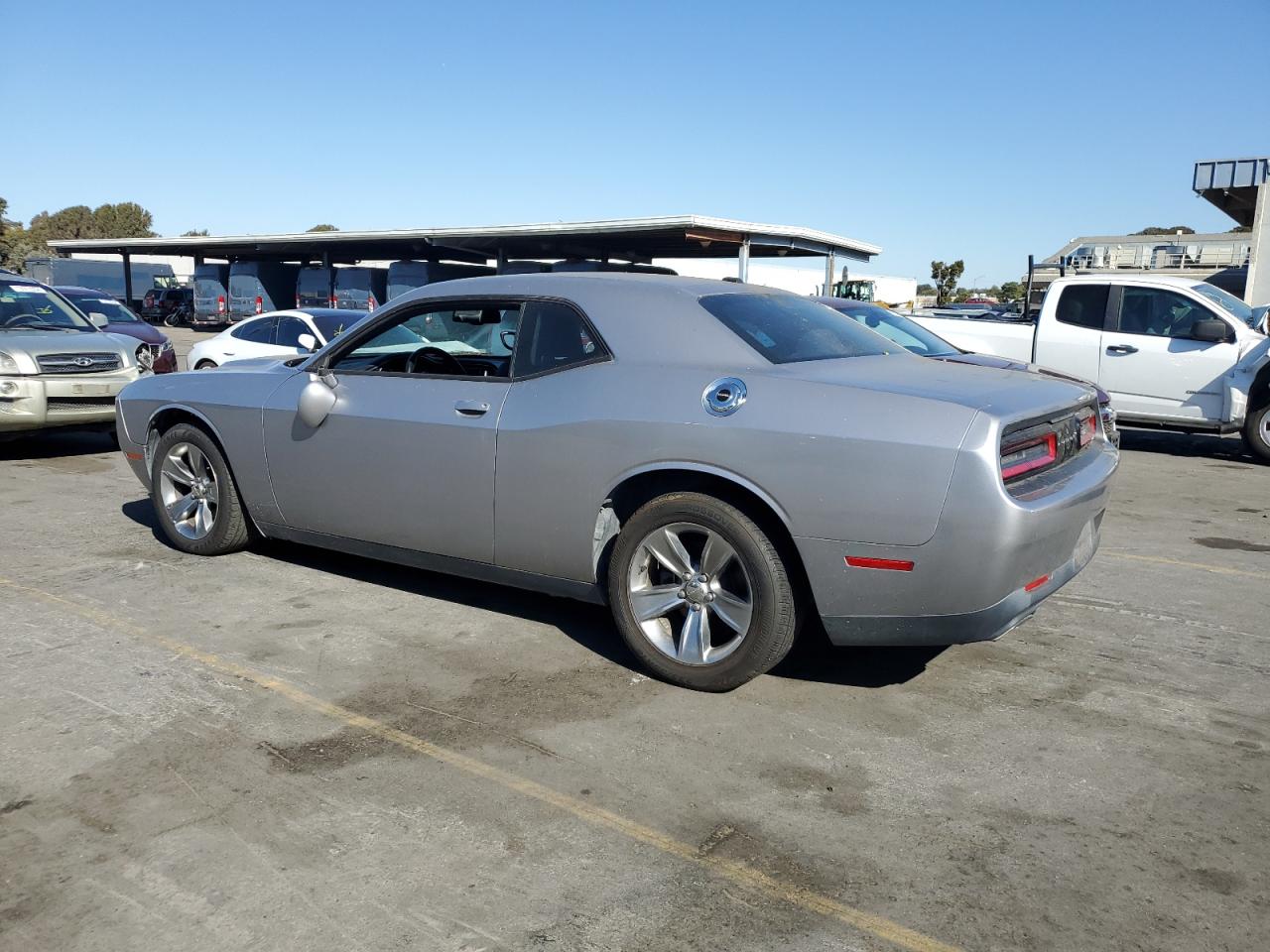 VIN 2C3CDZAG8FH714792 2015 DODGE CHALLENGER no.2