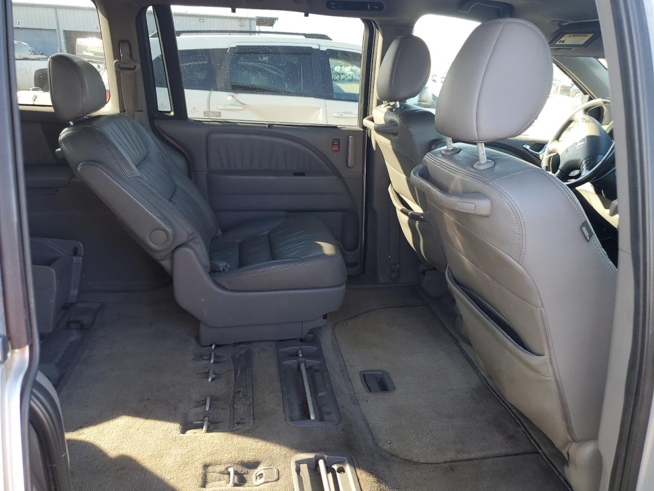2009 Honda Odyssey - Image 11