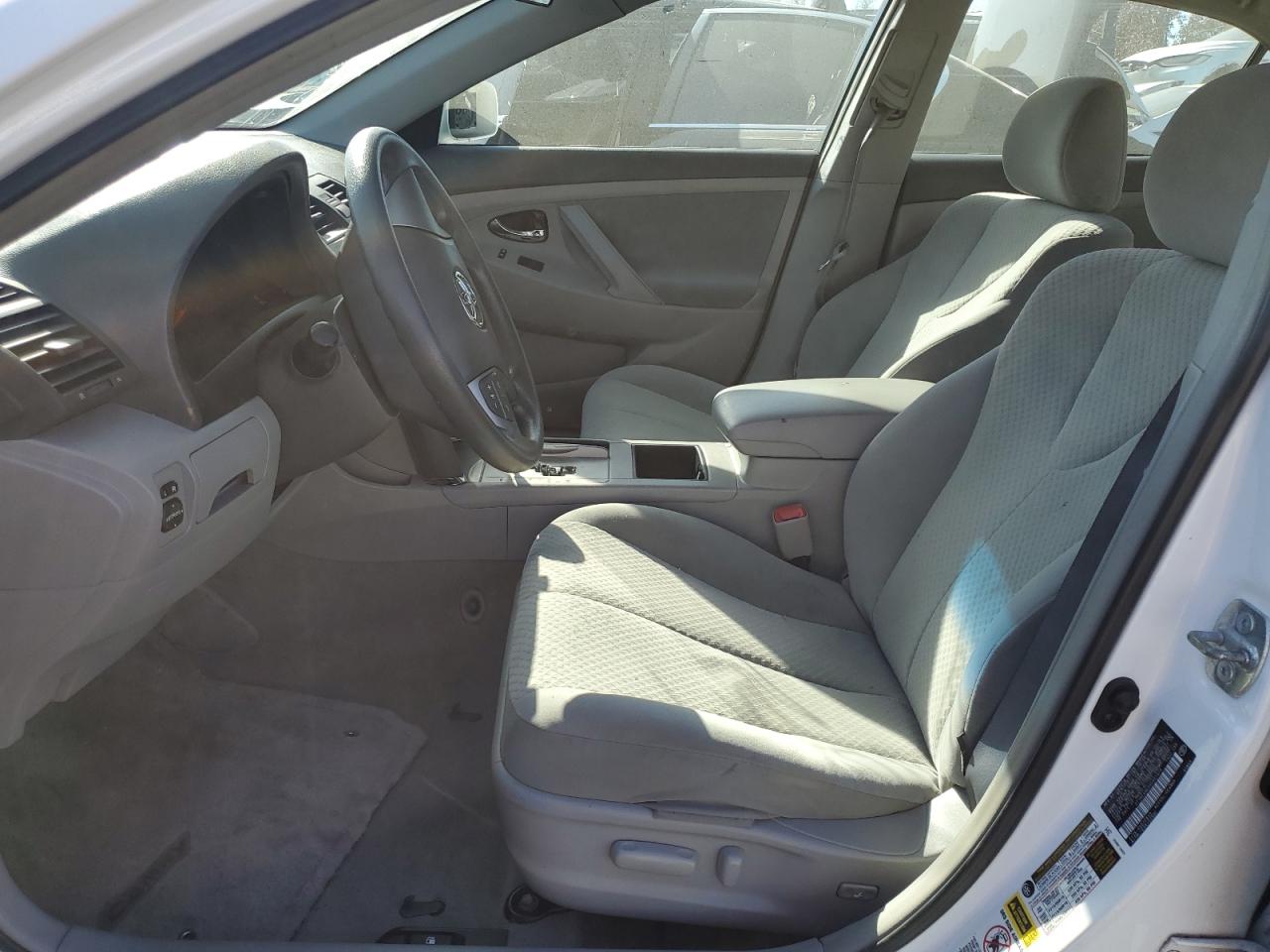 2009 Toyota Camry - Image 7