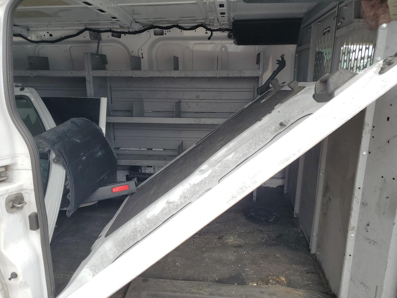 2022 Ford Transit - Image 11