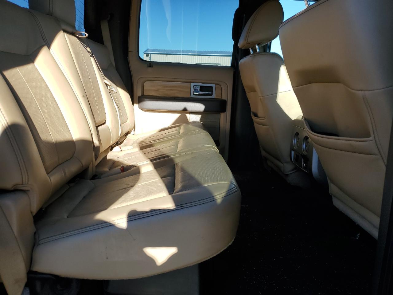 2011 Ford F-150 - Image 10