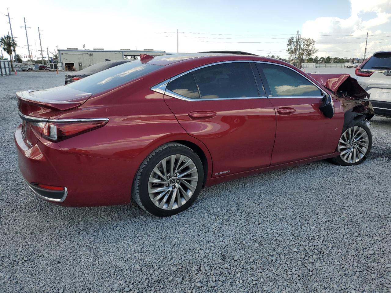 VIN 58AFA1C1XMU011348 2021 LEXUS ES300 no.3