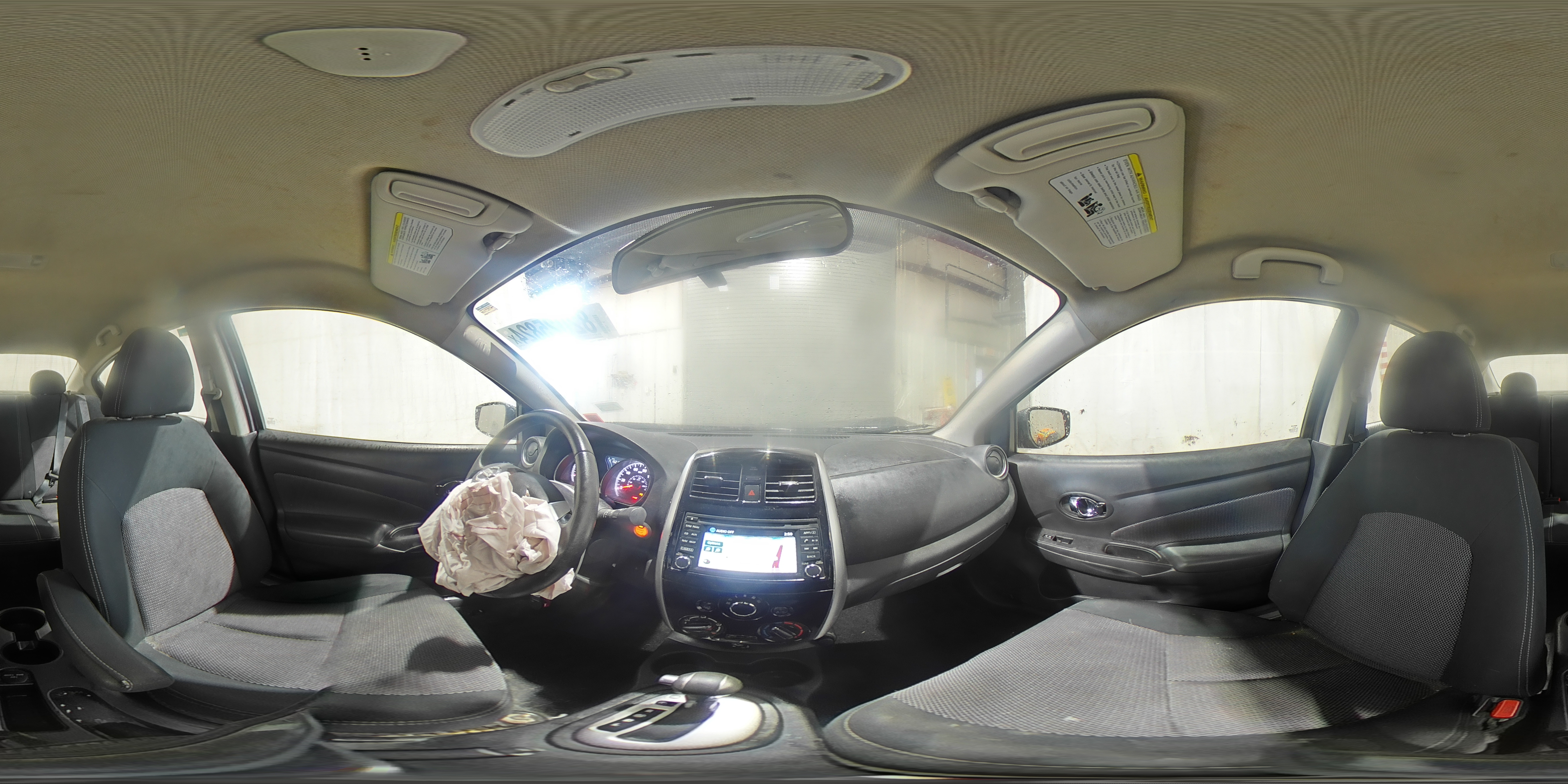 2017 Nissan Versa - Image 13