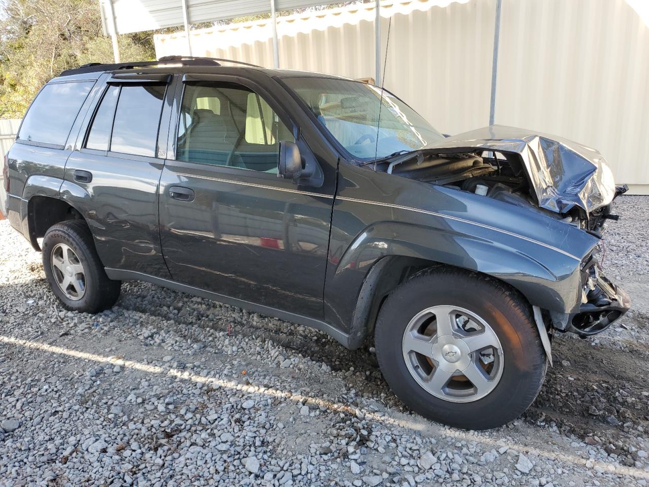 2004 Chevrolet TrailBlazer - Image 4