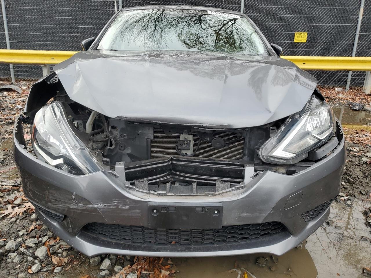 2017 Nissan Sentra - Image 5