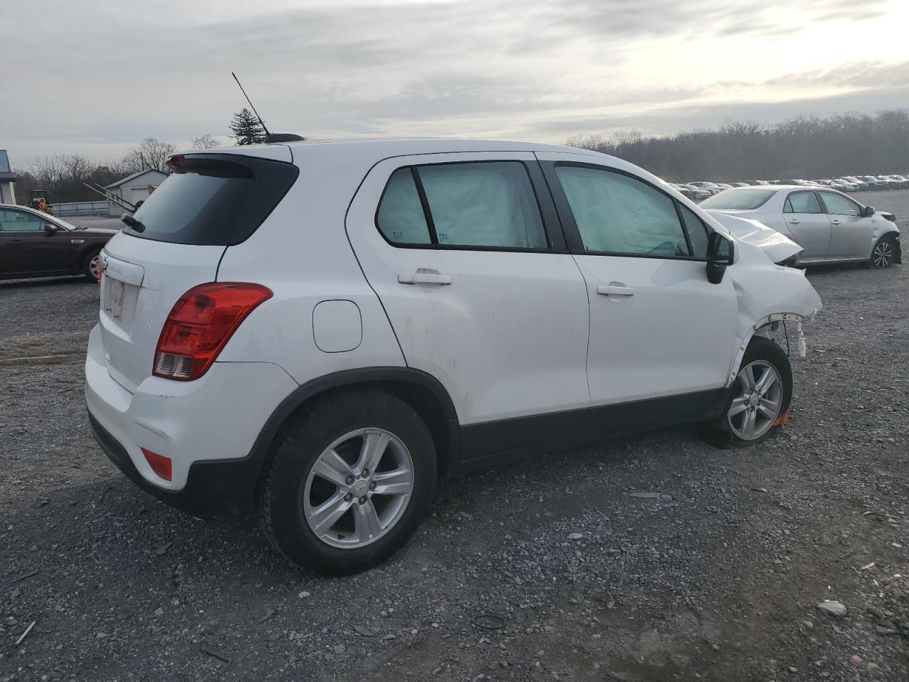 2020 Chevrolet Trax - Image 3