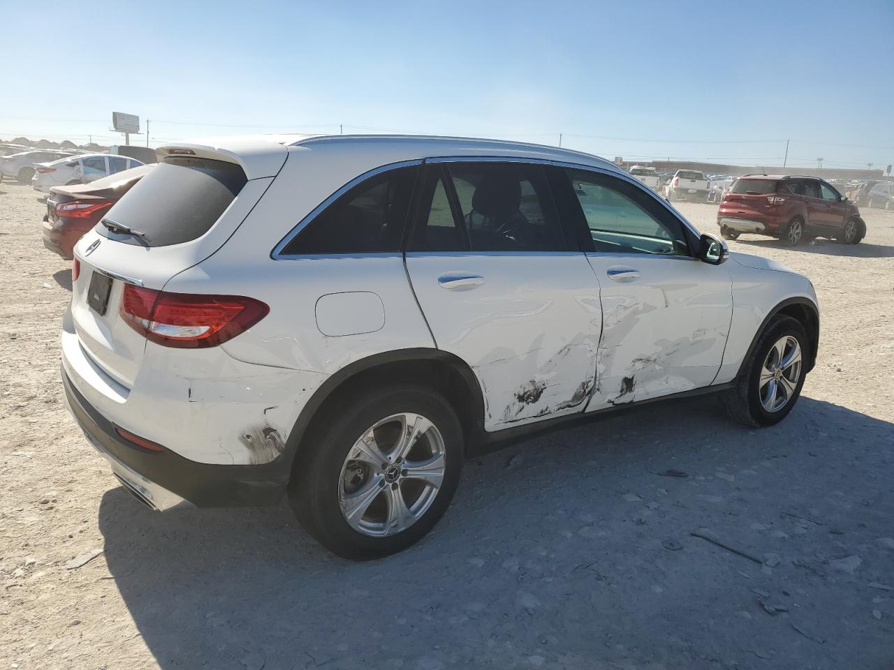 2018 Mercedes-Benz GLC - Image 3