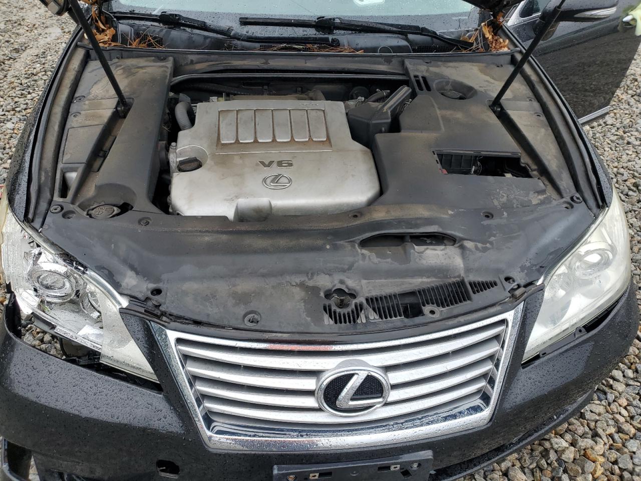 2012 Lexus ES - Image 12