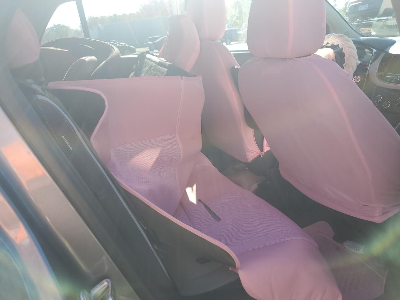 2015 Chrysler 200 - Image 11