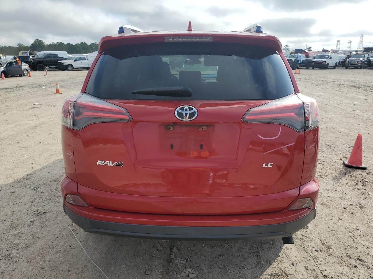 2017 Toyota Rav4 Le VIN: JTMZFREV0HJ105528 Lot: 78823954