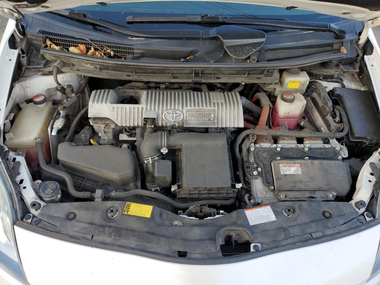 2015 Toyota Prius - Image 11