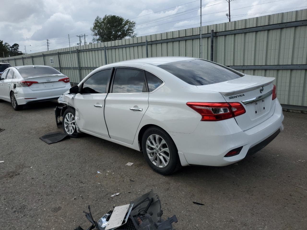 2019 Nissan Sentra - Image 2