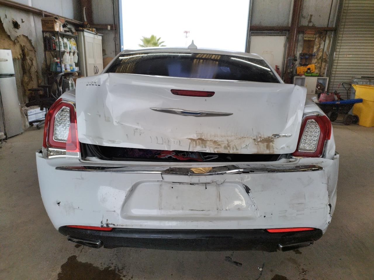 VIN 2C3CCAAG9HH529867 2017 CHRYSLER 300 no.6