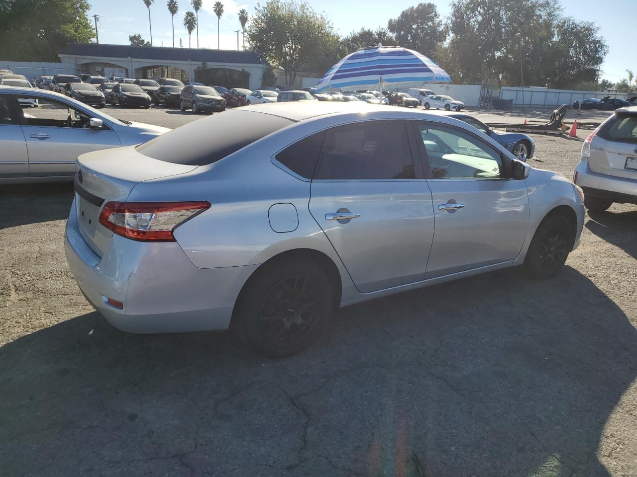 2015 Nissan Sentra - Image 3