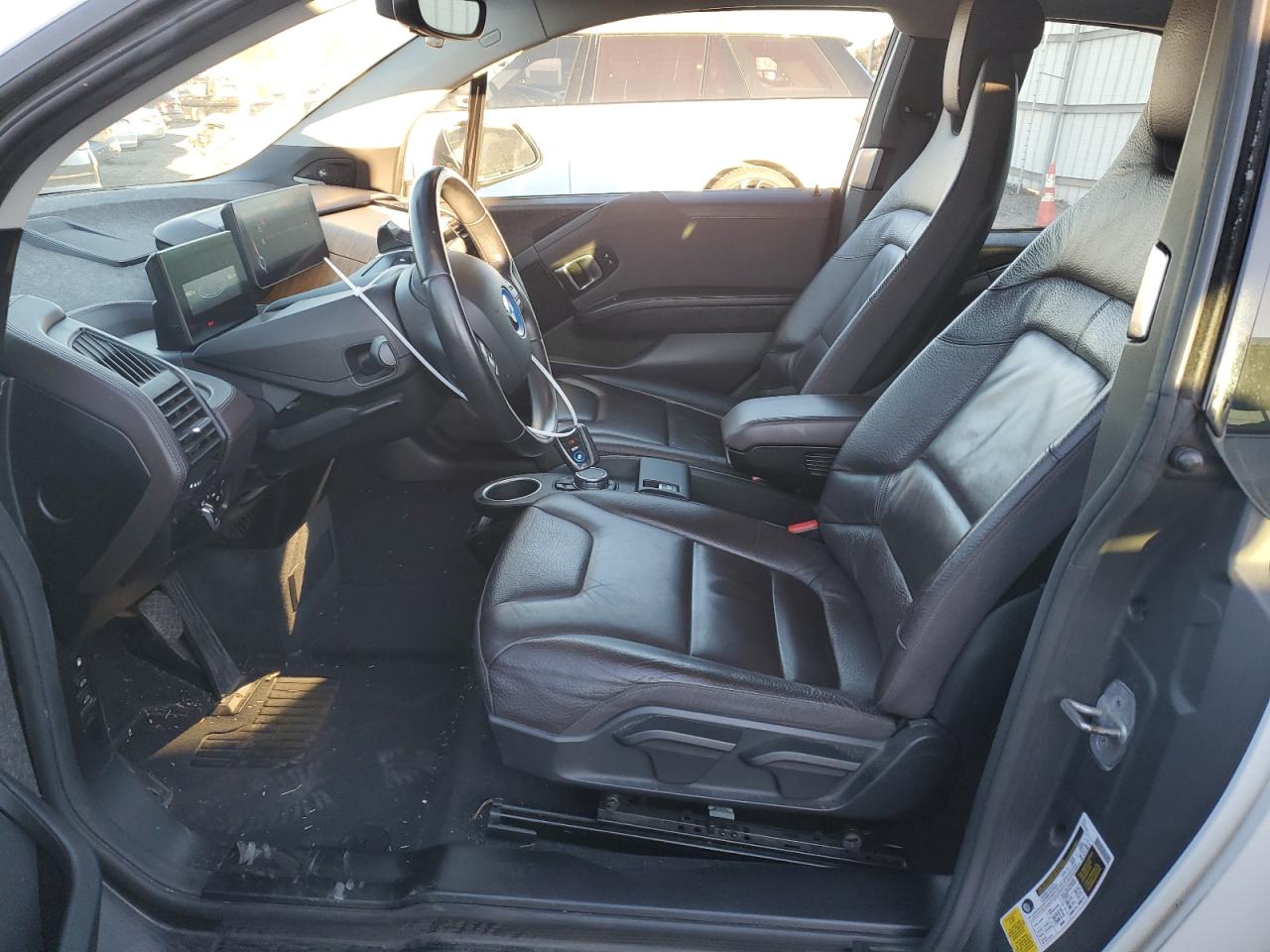 2016 BMW i3 - Image 7