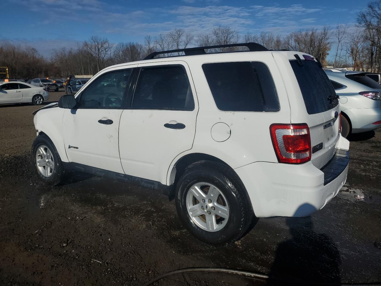 2009 Ford Escape - Image 2