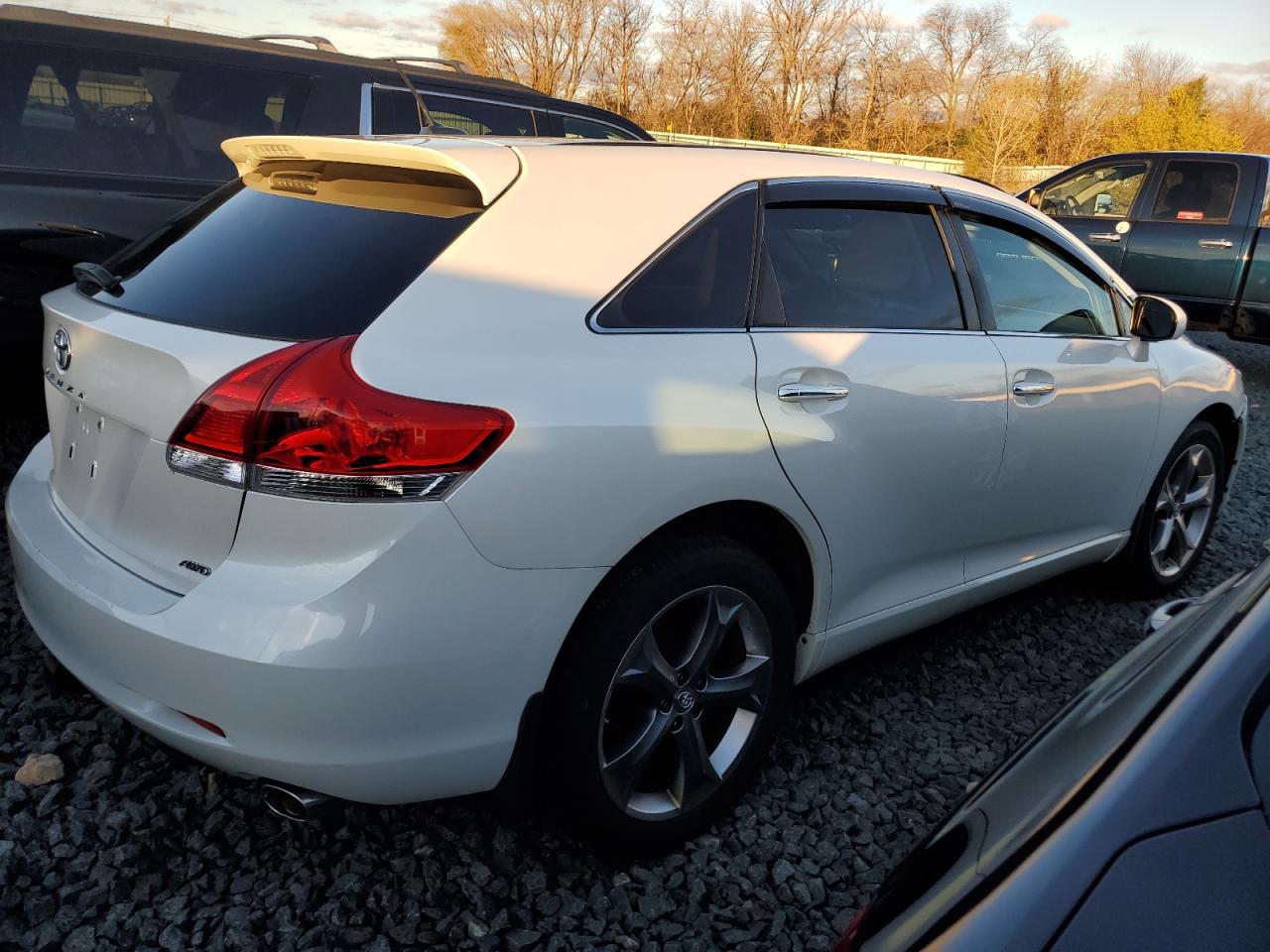 2011 Toyota Venza - Image 3