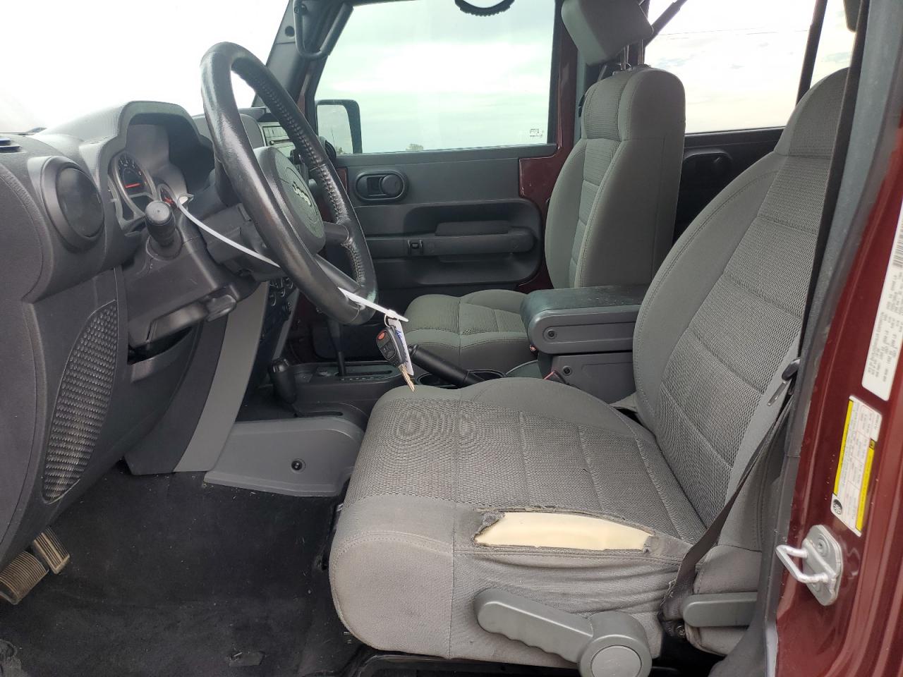 2007 Jeep Wrangler Sahara VIN: 1J8GA59137L118498 Lot: 79565054