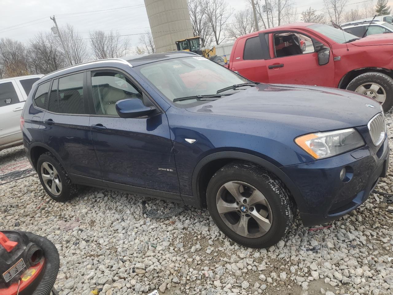 2011 BMW X3 - Image 4