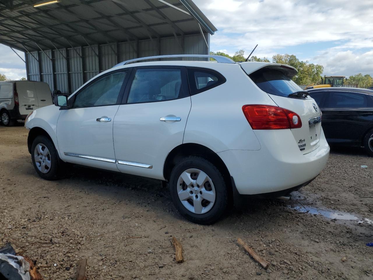 2015 Nissan Rogue - Image 1