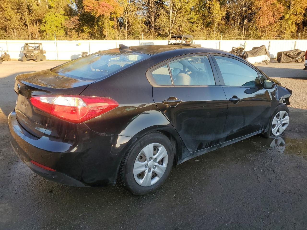 2016 Kia Forte - Image 3