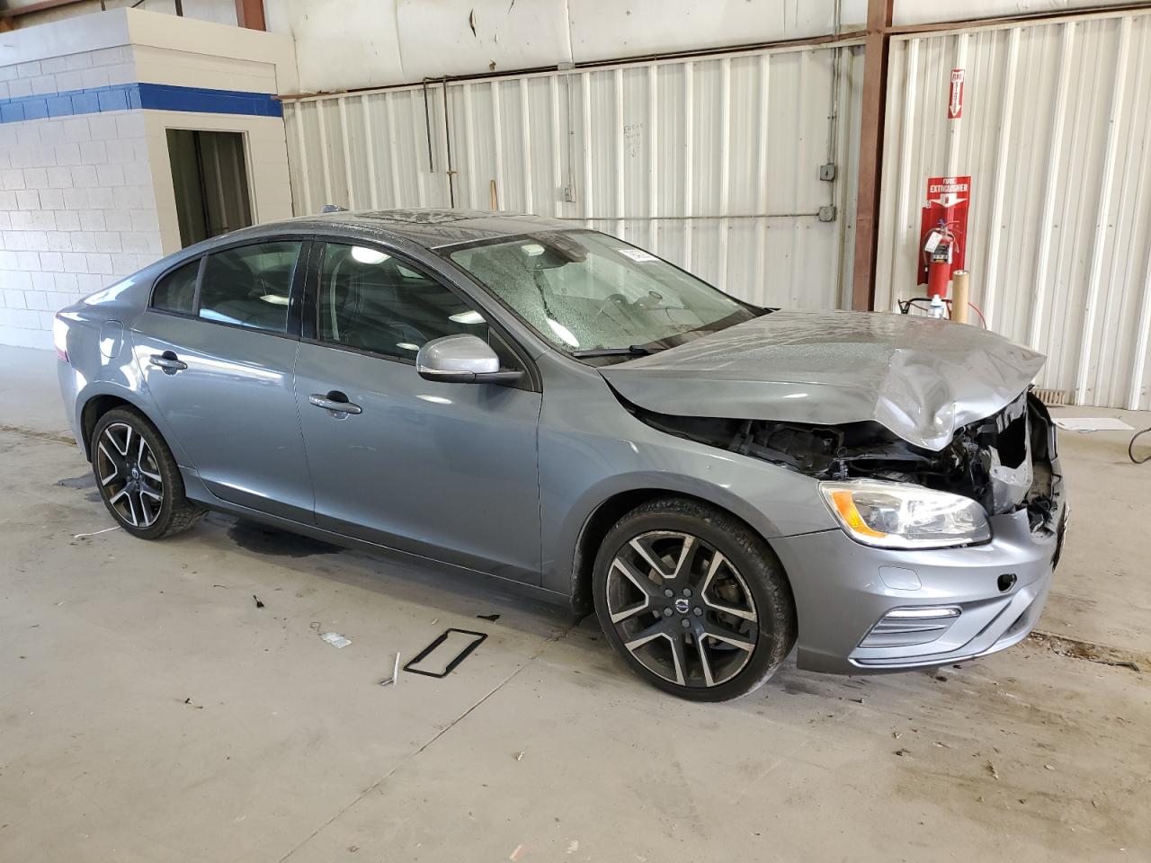 2017 Volvo S60 - Image 4