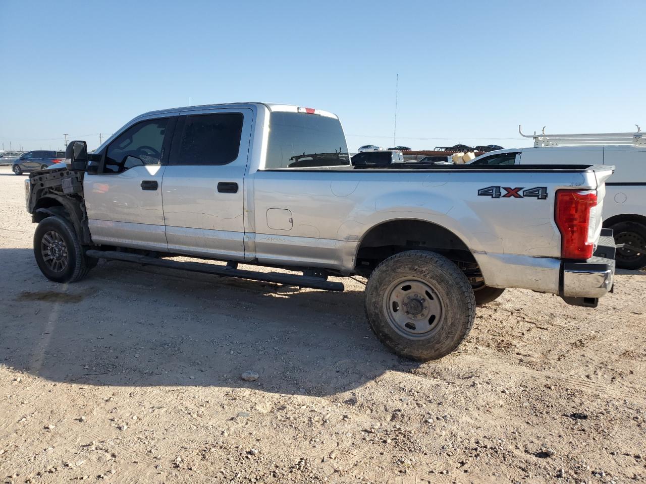 VIN 1FT7W2B62KED81950 2019 FORD F250 no.2