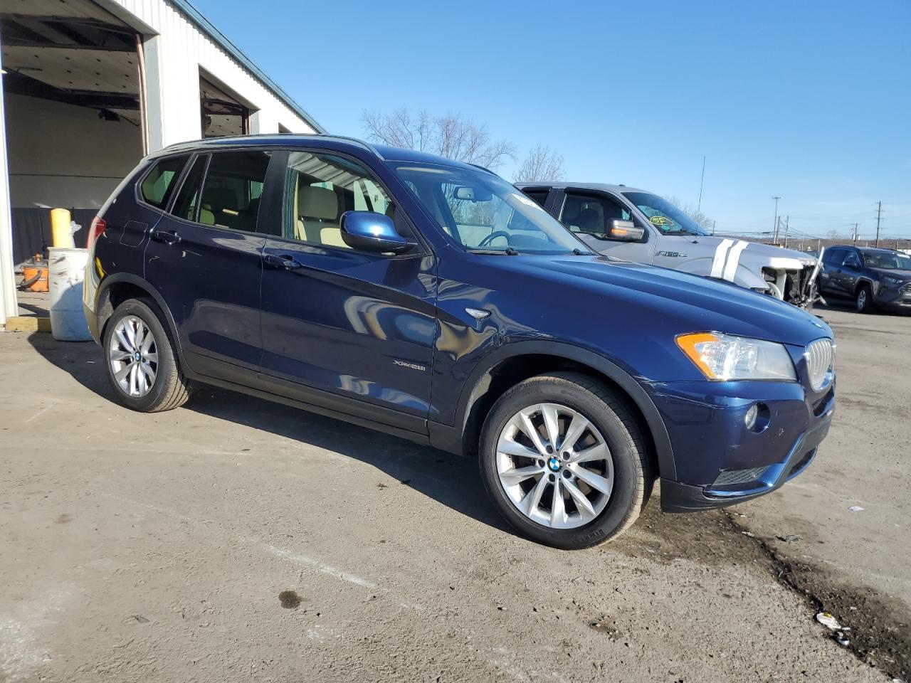 VIN 5UXWX9C54E0D16026 2014 BMW X3 no.4