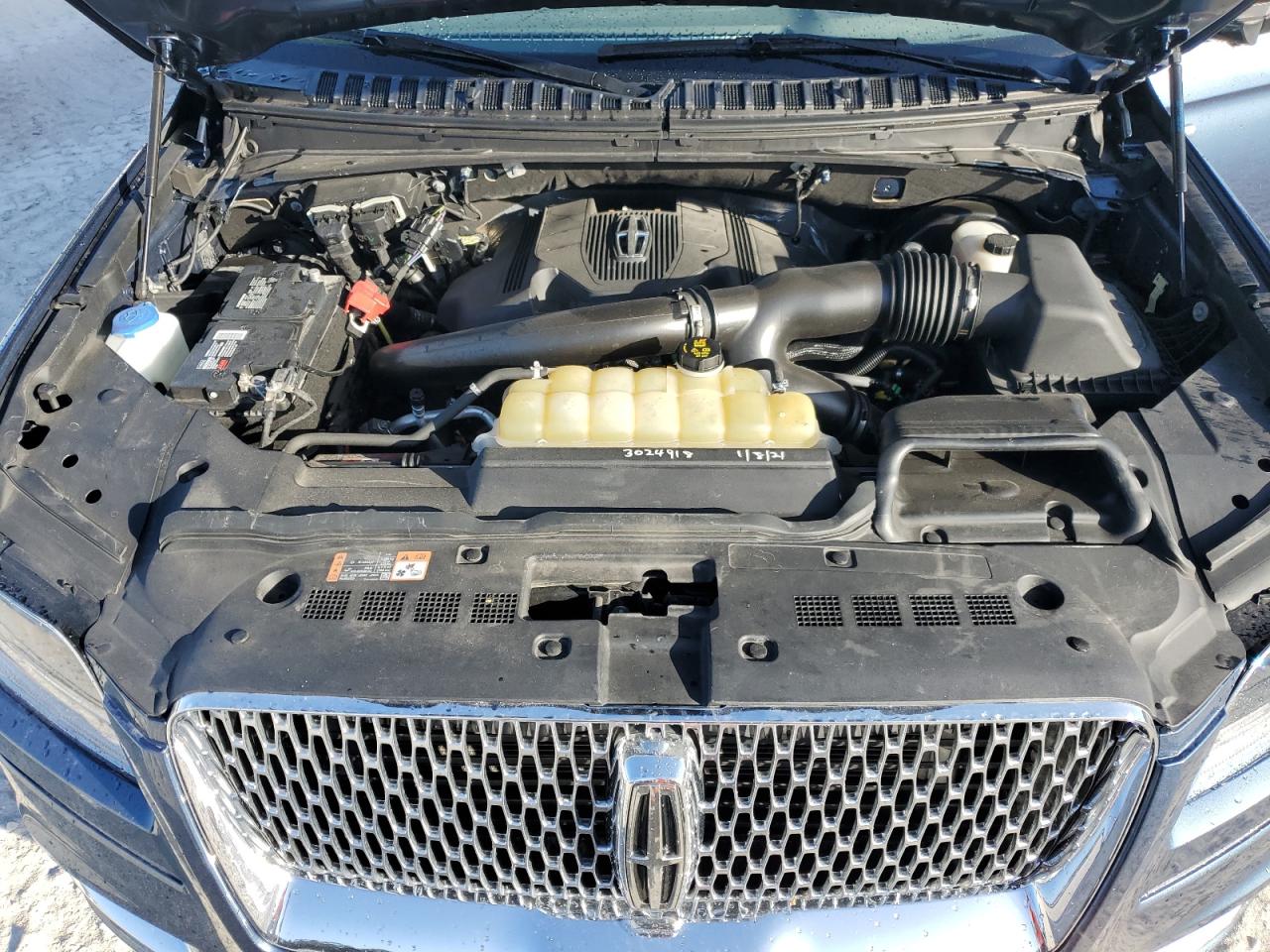 2020 Lincoln Navigator - Image 12