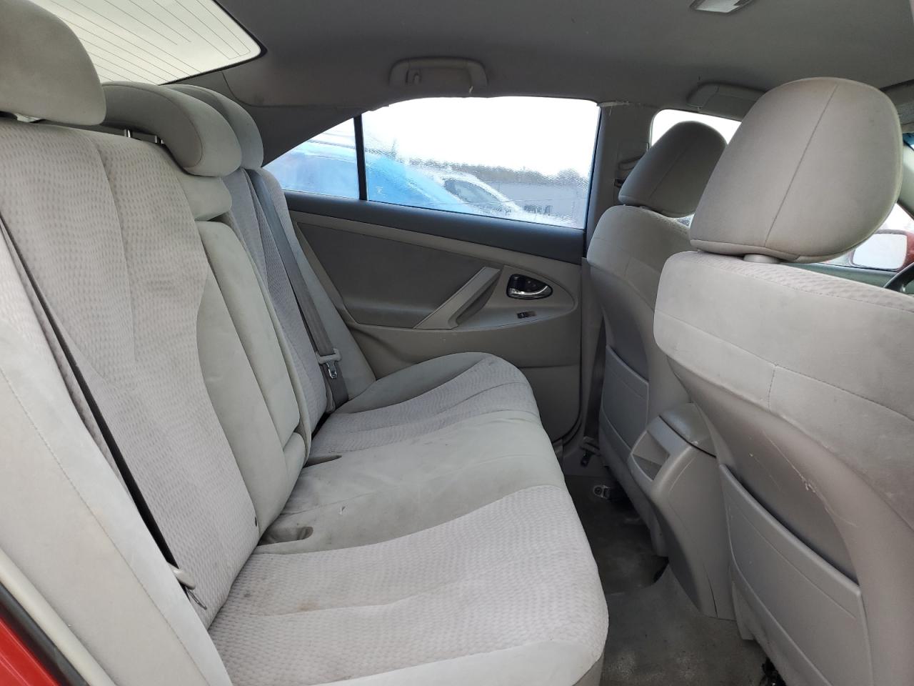 2011 Toyota Camry - Image 10