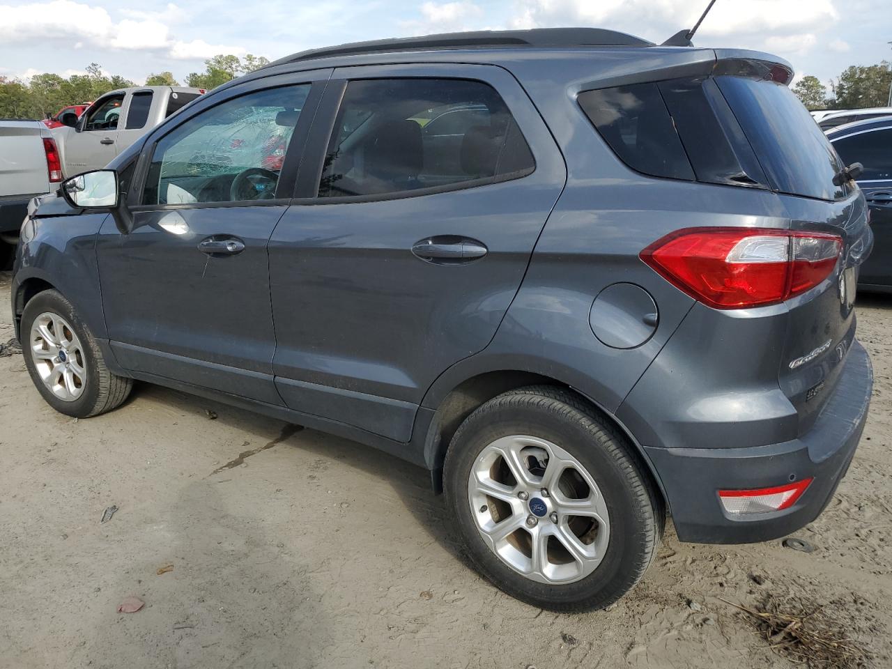 VIN MAJ3P1TE3JC158828 2018 FORD ECOSPORT no.2