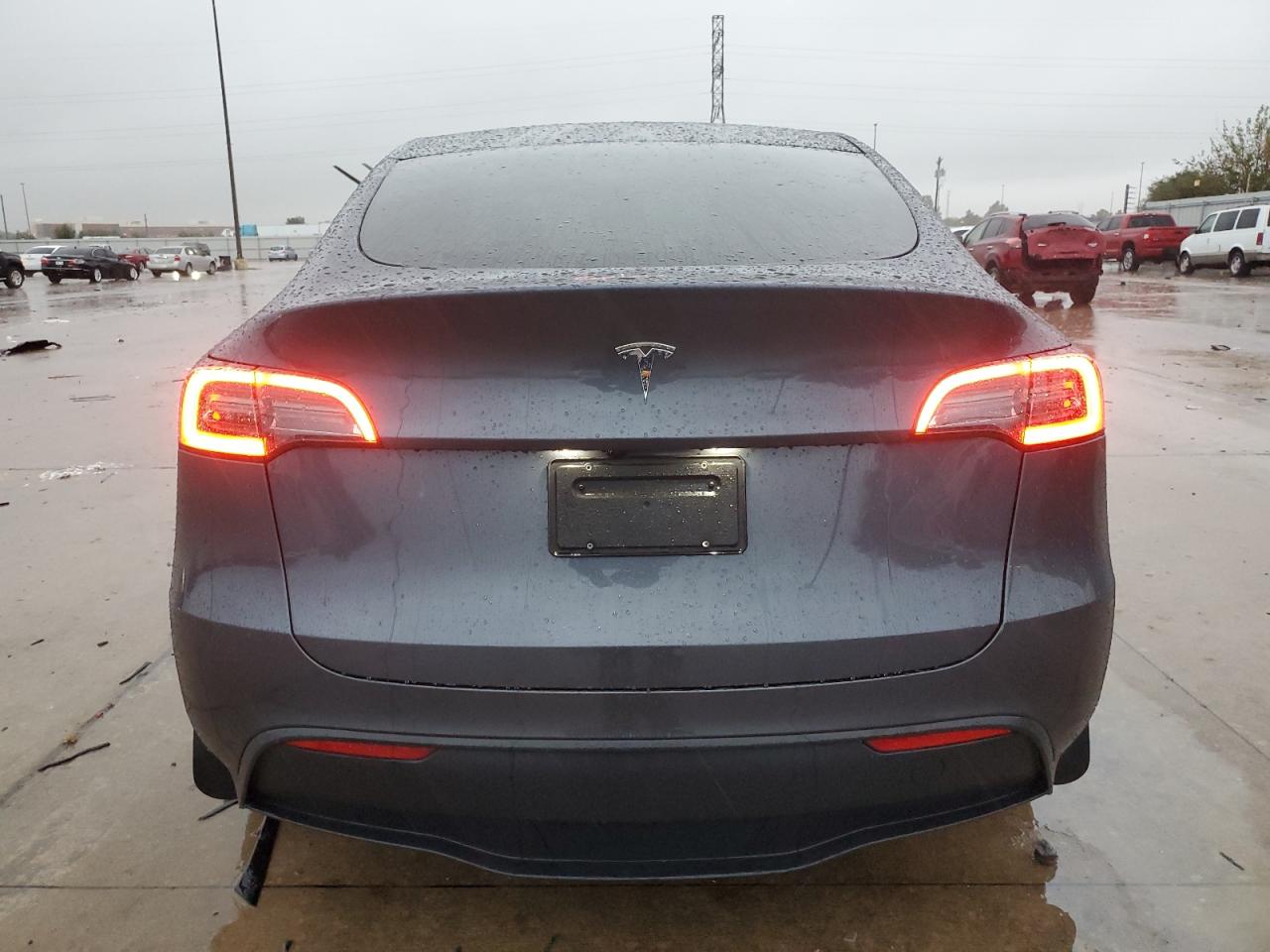 2023 Tesla Model Y VIN: 7SAYGDED7PF960240 Lot: 79287104