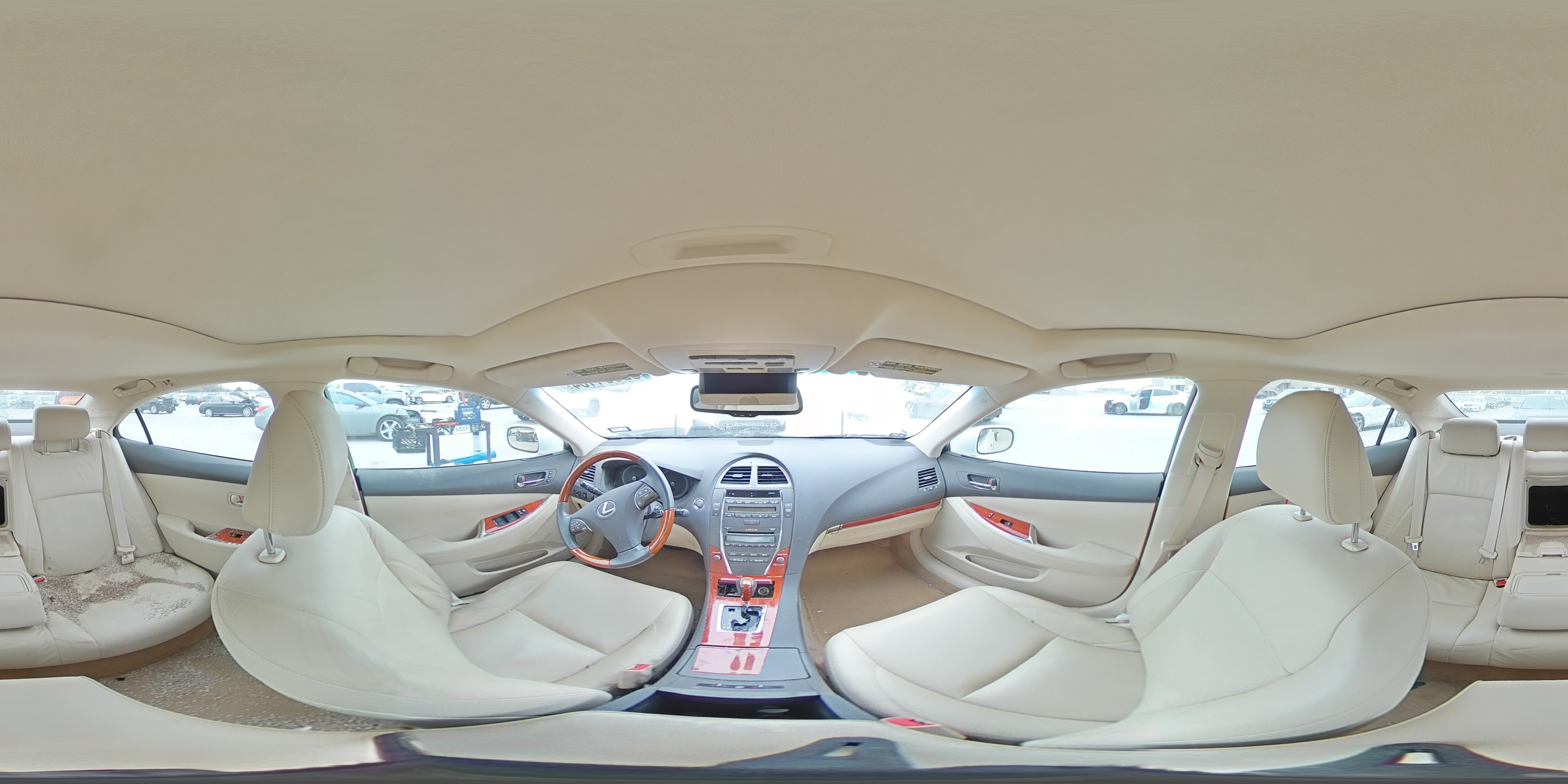 2010 Lexus ES - Image 12