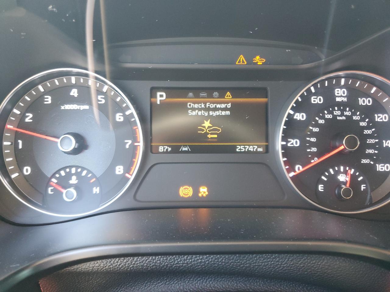 2023 Kia Forte - Image 9