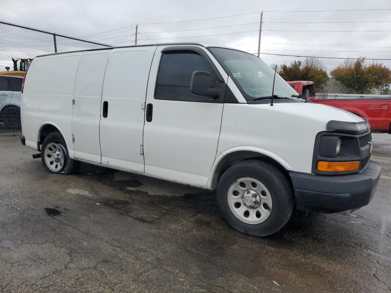 VIN 1GCSGAFXXE1106259 2014 CHEVROLET EXPRESS no.4