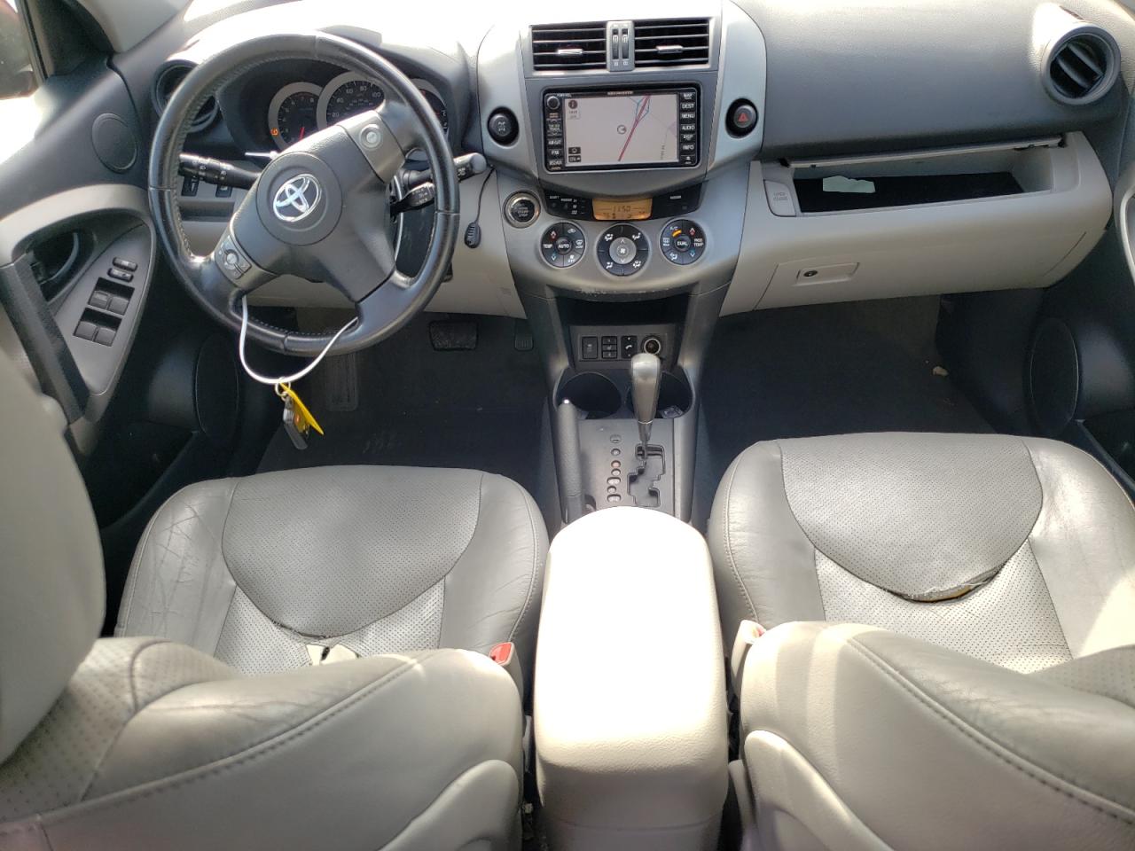 2011 Toyota RAV 4 - Image 8