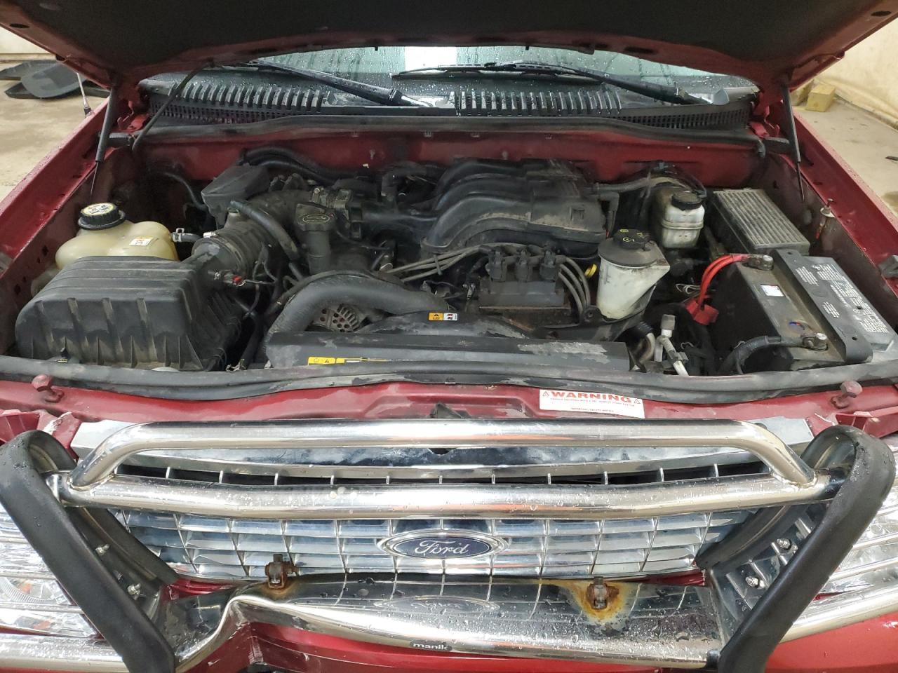 2005 Ford Explorer - Image 12