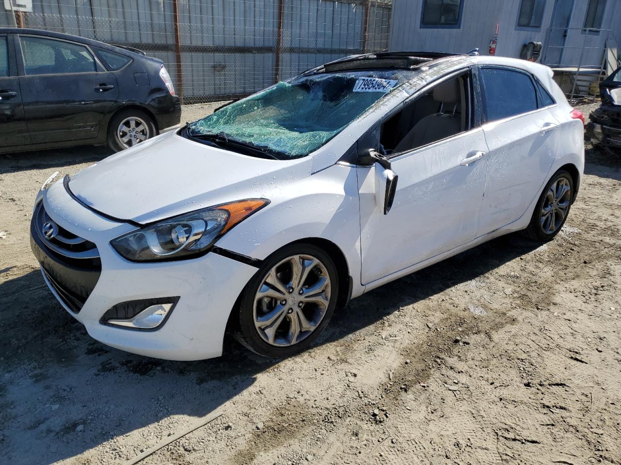2013 Hyundai Elantra - Image 1