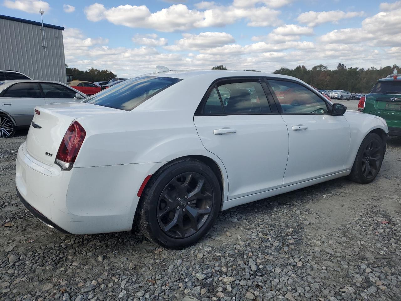 2021 Chrysler 300 - Image 3