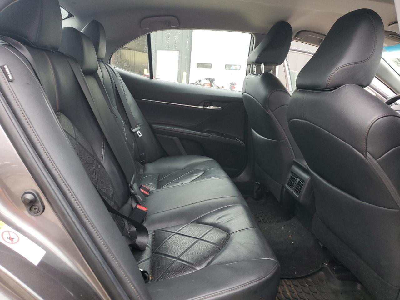 2018 Toyota Camry - Image 11