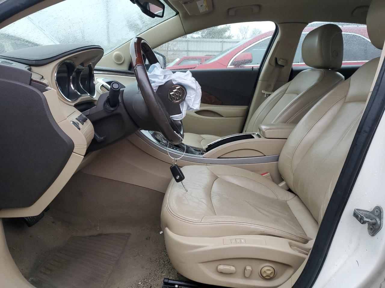 2010 Buick LaCrosse - Image 7