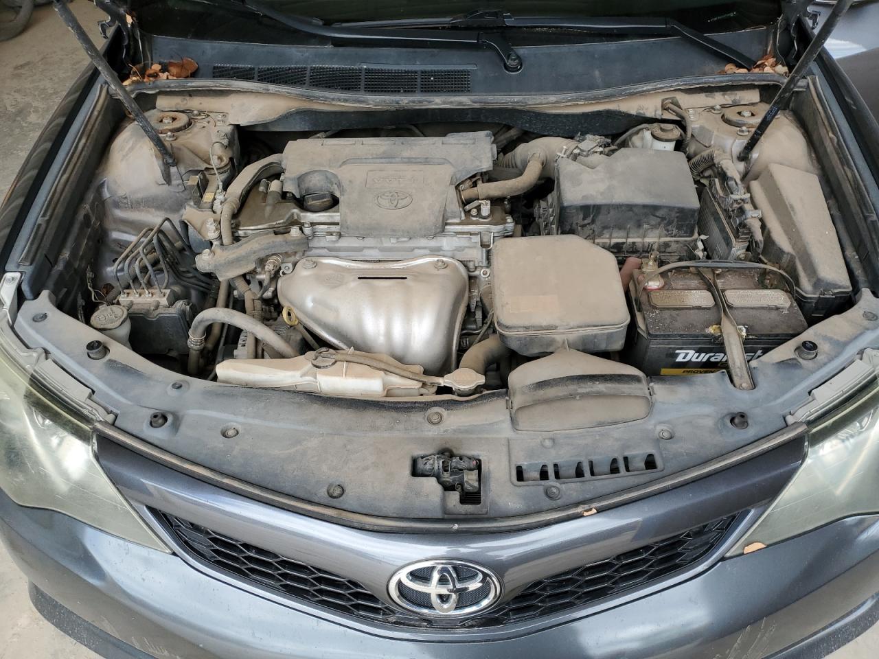 2014 Toyota Camry - Image 11